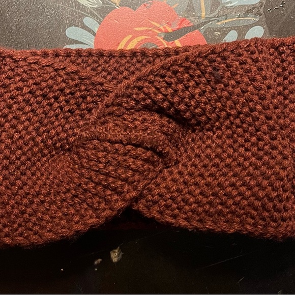 West Loop Headband - Picture 6 of 7